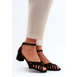 Dámské sandály z ekologického semiše na nízkém podpatku, černá Monsha 1