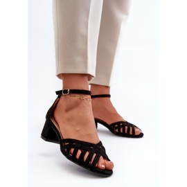 Dámské sandály z ekologického semiše na nízkém podpatku, černá Monsha 2