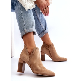 Bella Paris Béžové kotníkové boty s prolamovaným vzorem béžový 4