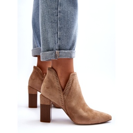 Bella Paris Béžové kotníkové boty s prolamovaným vzorem béžový 3