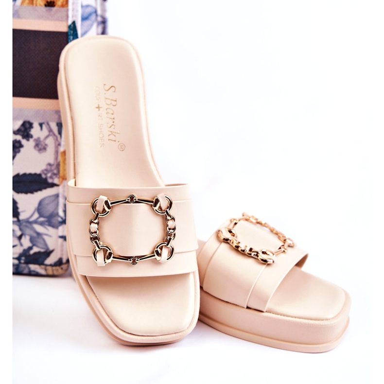 S.Barski Dámské módní béžové kožené žabky se zlatým zdobením béžový 3