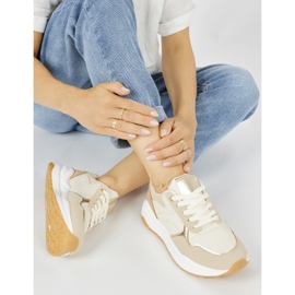 Béžová dámská sportovní obuv se silnou podrážkou béžový 1 Béžová dámská sportovní obuv se silnou podrážkou béžový 1