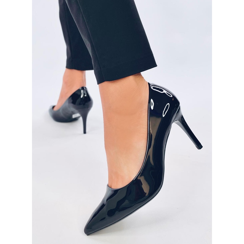 Lakované lodičky na jehlách Charlotte Black černý 1
