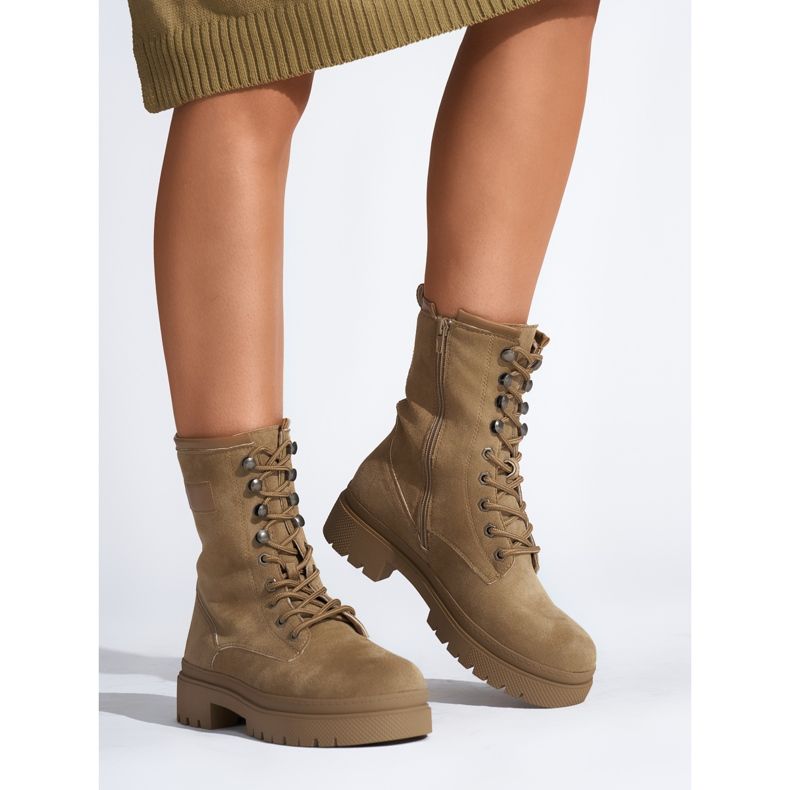 Hnědé šněrovací dámské kotníkové boty hnědý 1 Hnědé šněrovací dámské kotníkové boty hnědý 1