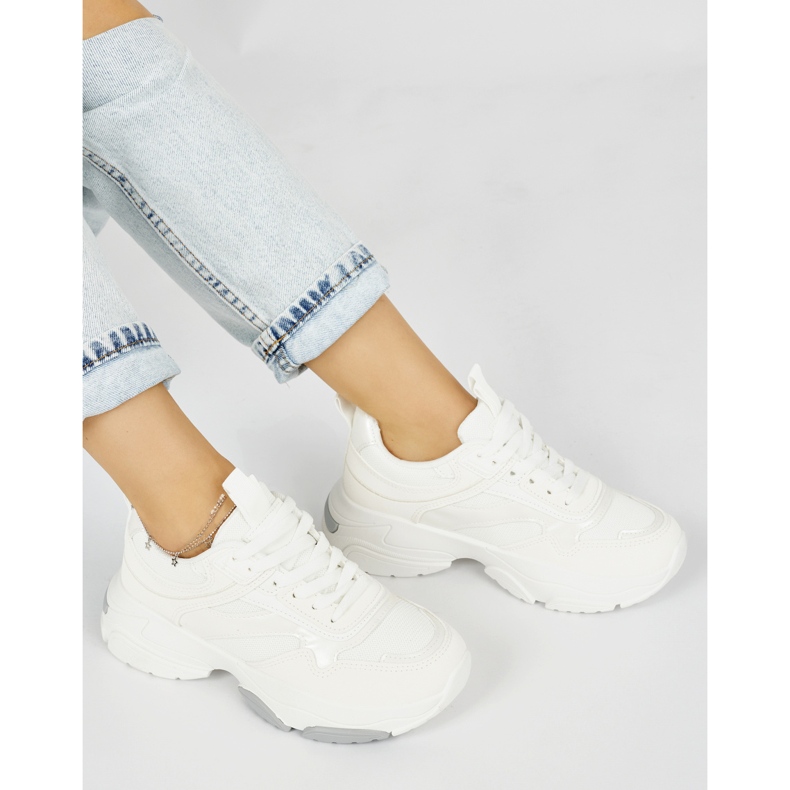 Sportovní bílé boty se silnou podrážkou bílý 1