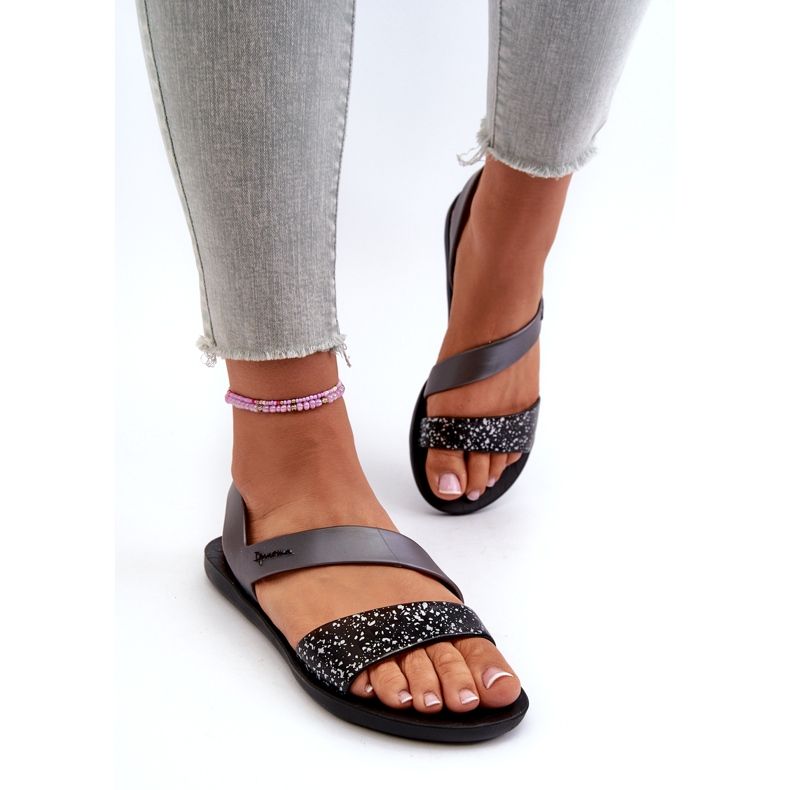 Dámské sandály 82429 Ipanema Vibe Sandal Fem Black and Silver černá 2 Dámské sandály 82429 Ipanema Vibe Sandal Fem Black and Silver černá 2