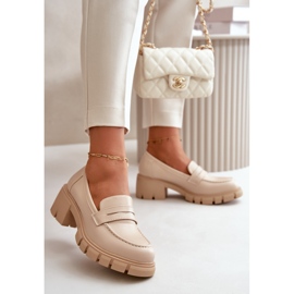 Dámské boty na nízkém podpatku vyrobené z béžové eko kůže Menloa béžový 2