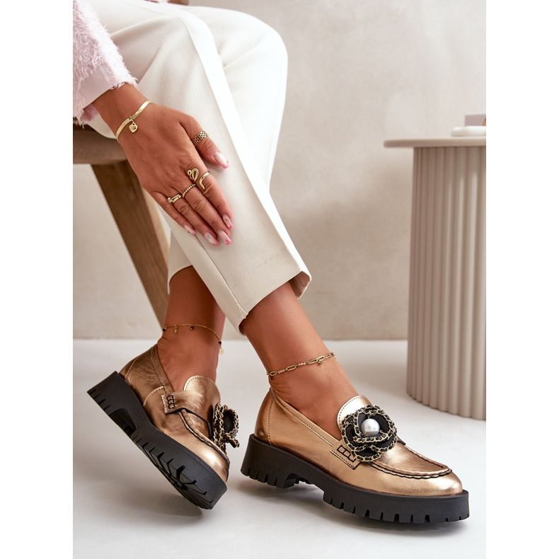 Dámské kožené mokasíny zdobené květinou, zlatá CheBello 4520 zlatý 2