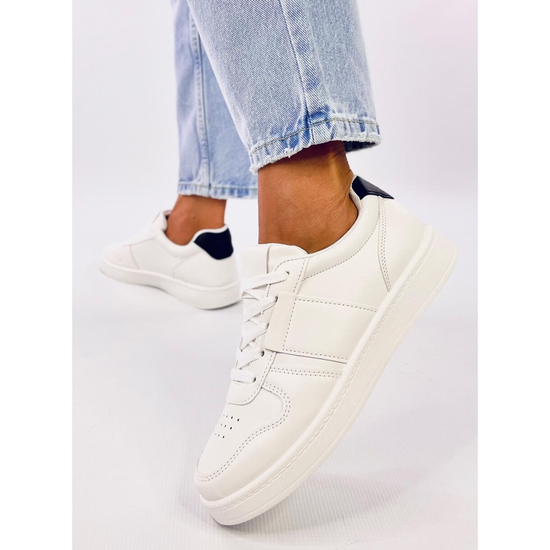 Dámské tenisky Lemoro Black bílý 2 Dámské tenisky Lemoro Black bílý 2