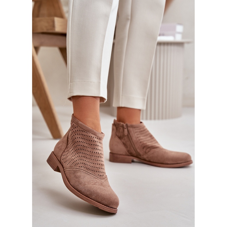 Dámské prolamované boty na plochém podpatku Hnědá S.Barski HY42-076 hnědý 2 Dámské prolamované boty na plochém podpatku Hnědá S.Barski HY42-076 hnědý 2