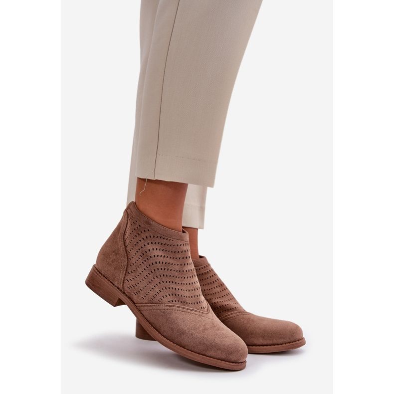 Dámské prolamované boty na plochém podpatku Hnědá S.Barski HY42-076 hnědý 1 Dámské prolamované boty na plochém podpatku Hnědá S.Barski HY42-076 hnědý 1