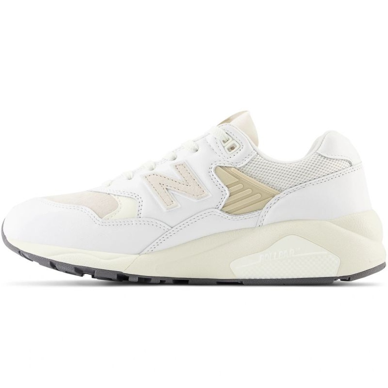 Boty New Balance MT580VTG bílý 1