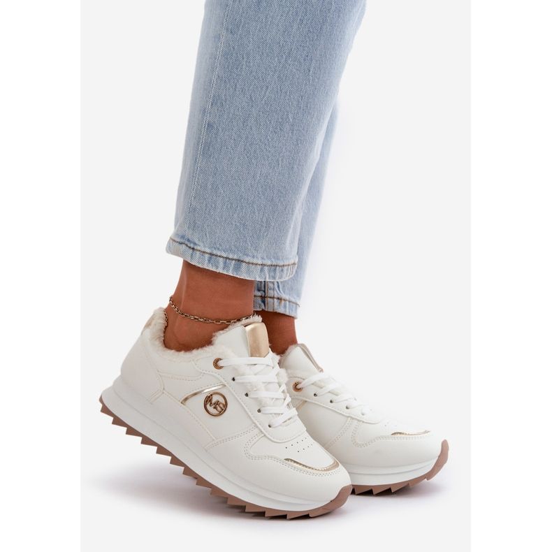 Dámská sportovní obuv s kožešinovou izolací na platformě, bílá Lerisas bílý 1