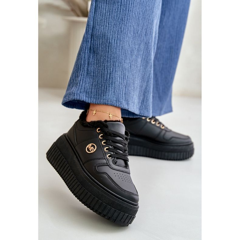 Dámské zateplené sportovní tenisky s robustní podrážkou, černá Verissa 2