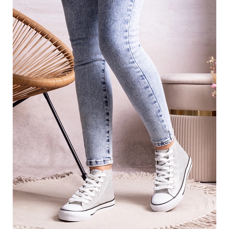 Stříbrné lesklé vysoké tenisky značky Ranifali stříbrný 1