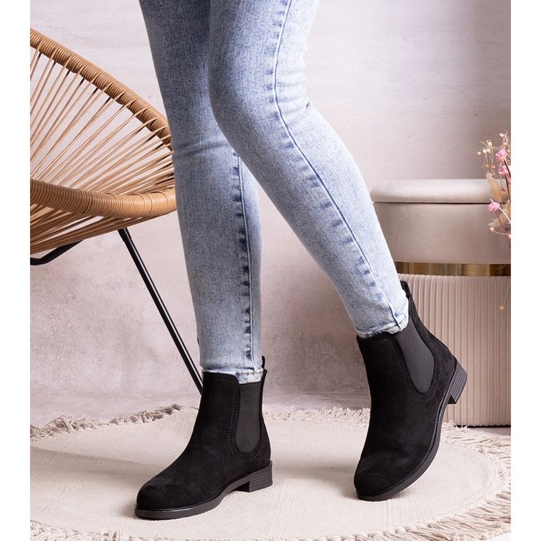 Černé nazouvací kotníkové boty Szamiran černá 1