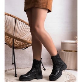 Černé zateplené klasické boty Edmund černý 2