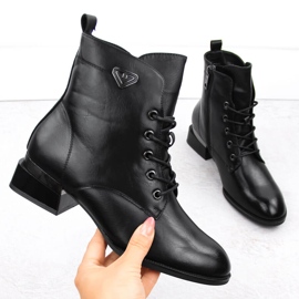 Dámské kozačky na vysokém podpatku, mírně zateplené, černé Vinceza 58420 černá 1