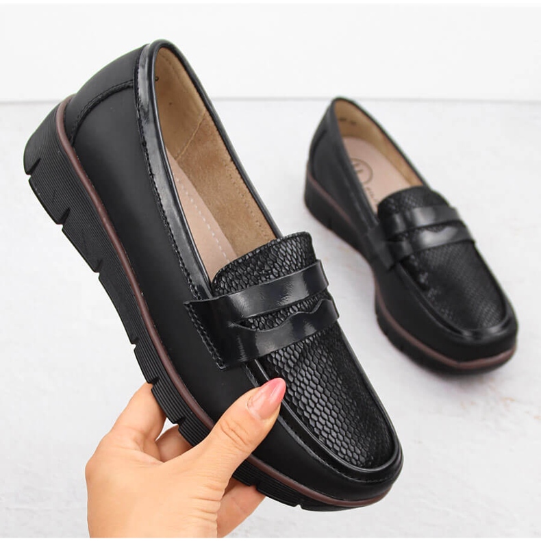 Kožené dámské boty, mokasíny na klínku, černé Filippo DP6455 černá 1