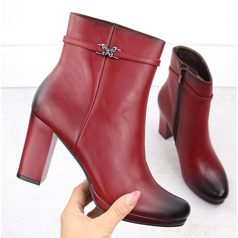 M. DASZYŃSKI Dámské červené zateplené kotníkové boty M.Daszyński AF125-22 1