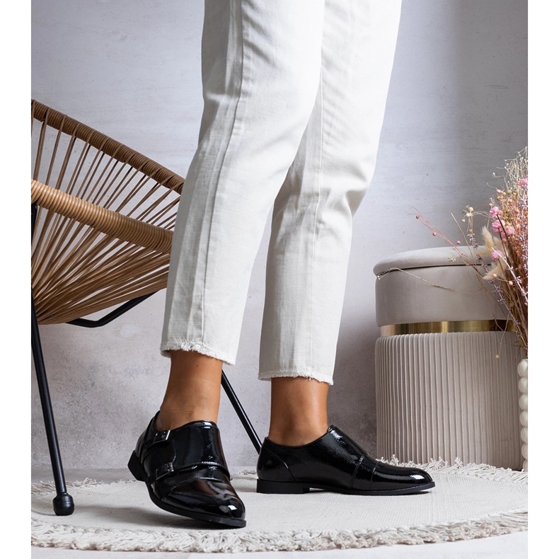 Černé lakované boty Davide černý 1