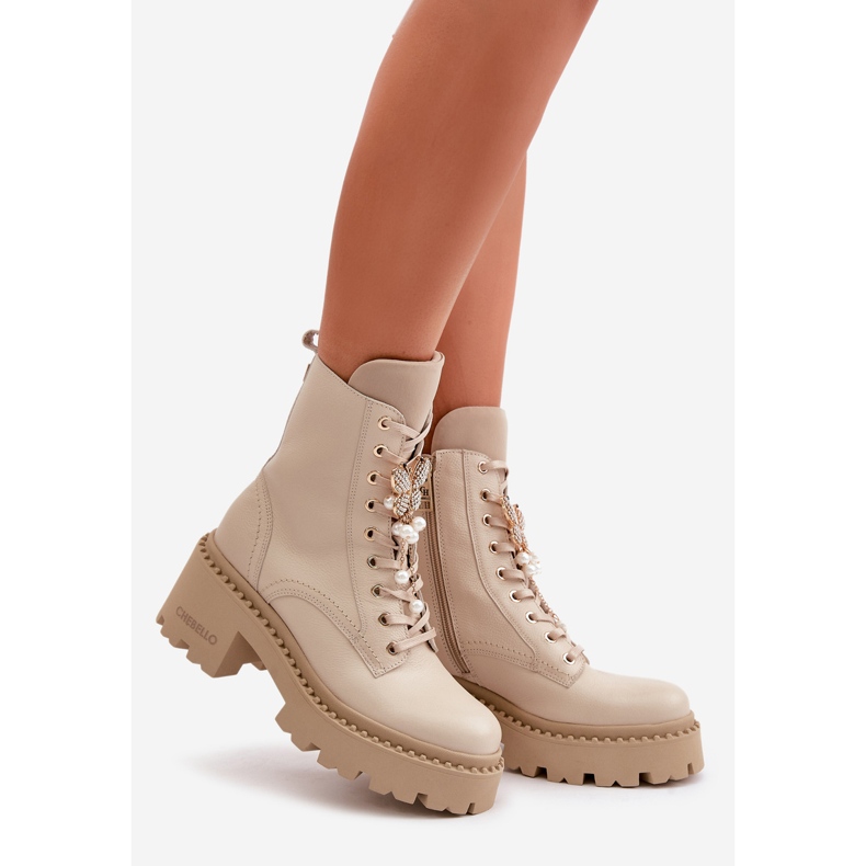 Dámské kožené pracovní kotníkové boty s motýlem, béžová CheBello 4590 béžový 1