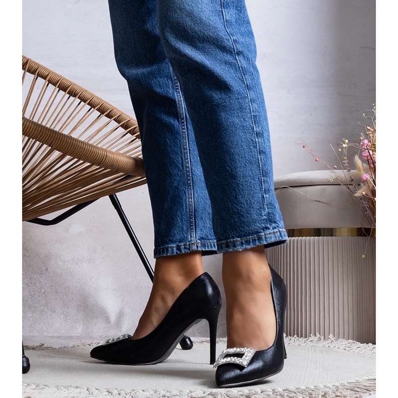 Tyson černé lesklé podpatky černá 1