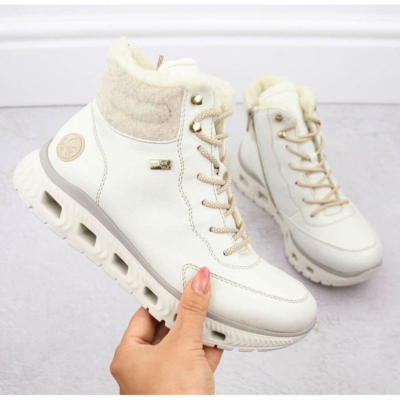 Zateplené sportovní boty Rieker W RKR720 bílé bílý 1