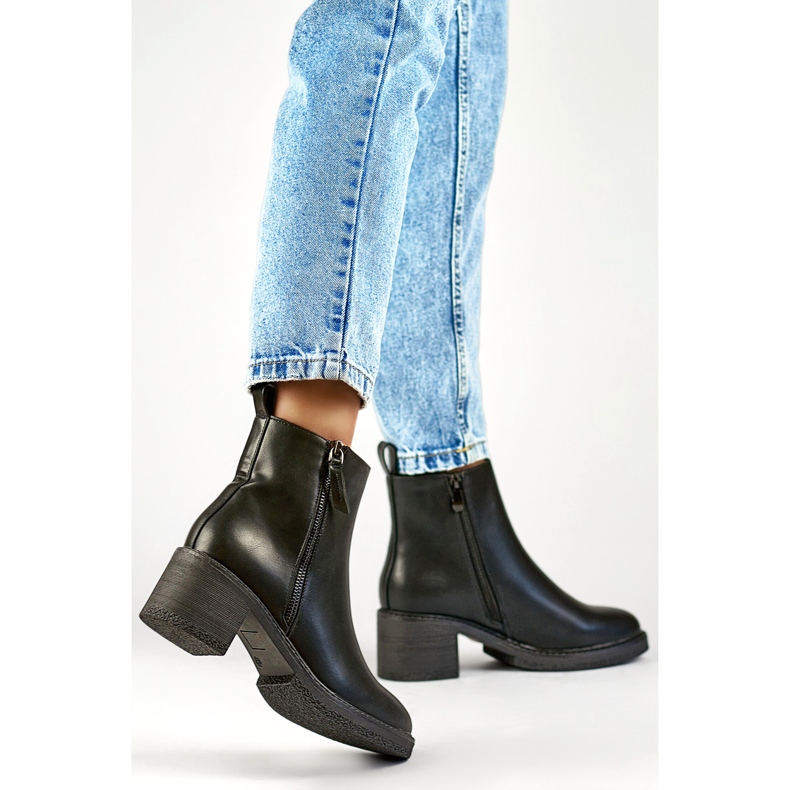 Černé klasické dámské kotníkové boty na pohodlném podpatku, dámské kotníkové boty z ekokůže černá 1