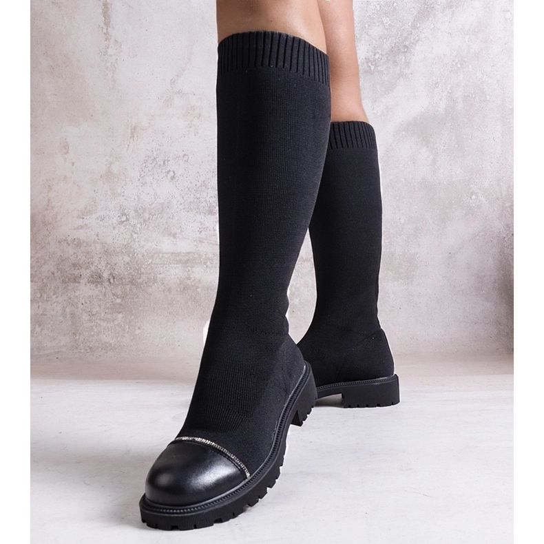 Černé kozačky zdobené zirkony Sayega černá 1