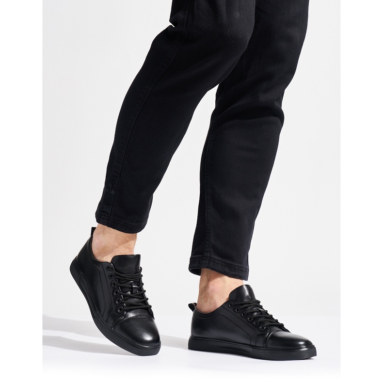 Pánské černé sportovní boty černá 1