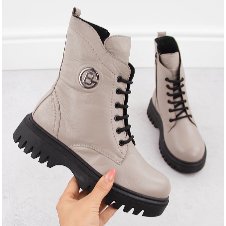 Dámská kožená dělnická obuv se silnou podrážkou, béžová T.Sokolski Z1962 béžový 1