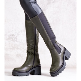 Zelené kozačky na silnějším podpatku značky Charla zelená 1