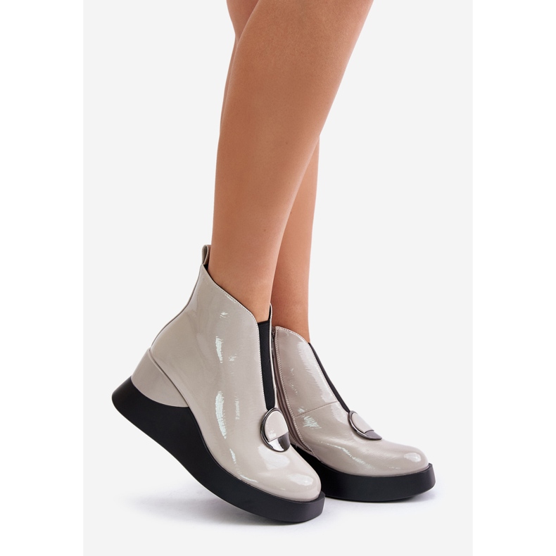 S.Barski Izolované patentované boty na klínku D&amp;A MR880-136 světle šedé šedá 1