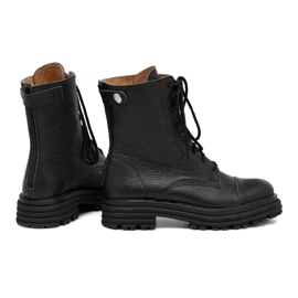 Dámské černé kožené brašny Butdam WOR1 černá 1