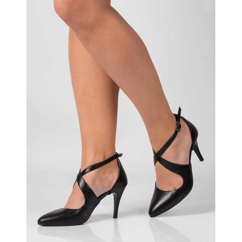 BUTDAM Černé taneční podpatky Xena se špičatou špičkou a pásky černá 1