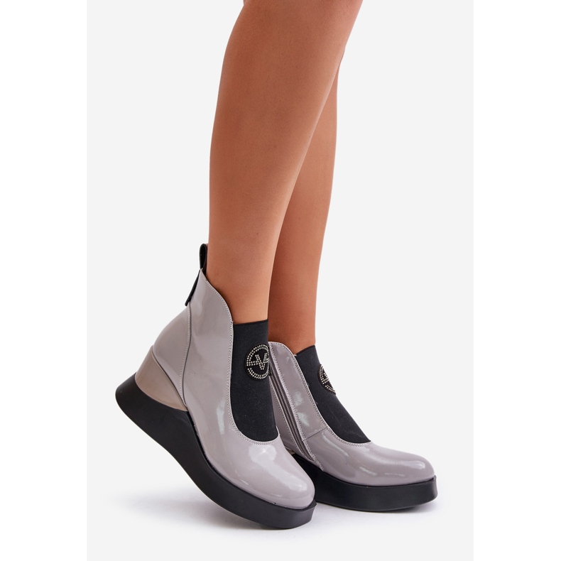 Patentované boty na klínku, zateplené Vinceza 66703, šedé šedá 1 Patentované boty na klínku, zateplené Vinceza 66703, šedé šedá 1