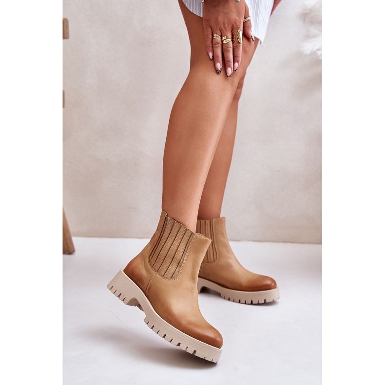 Dámské nazouvací kozačky na plochých podpatcích Leather Lewski 3611 Brown hnědý 2