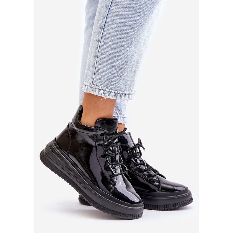 Lehká lakovaná sportovní obuv na platformě Natural Leather Artiker 55C1049 Černá 1