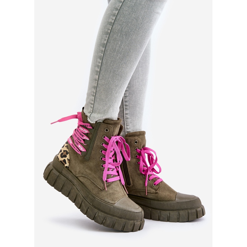 Dámské kozačky na platformě s ozdobným šněrováním, leopardí zelená Edidda 1