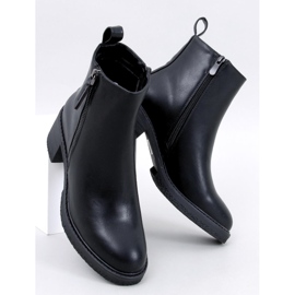 Celozrnné kotníkové boty Guire Black na vysokém podpatku černá 1 Celozrnné kotníkové boty Guire Black na vysokém podpatku černá 1