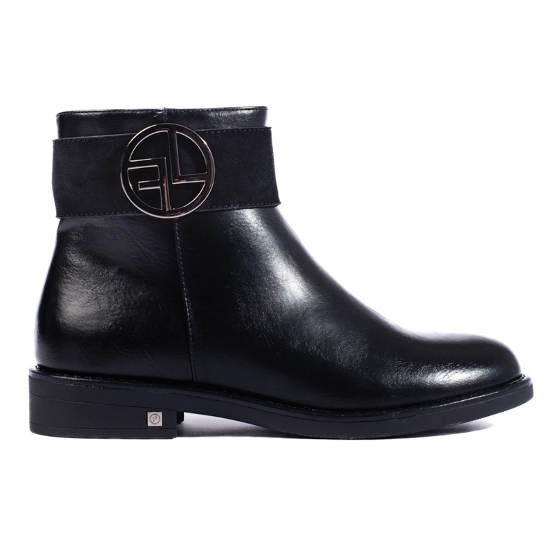 W. Potocki Černé nízké kotníkové boty na plochém podpatku značky Potocki černá 1