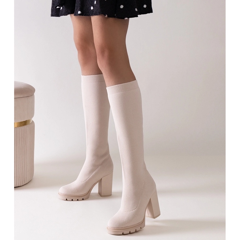 Béžové nazouváky Saria na vysokém podpatku béžový 1