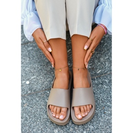 NEWS Dámské hnědé žabky Airaplea Foam Platform béžový 2