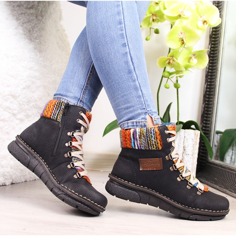 Černé dámské zateplené kozačky Rieker 73343-0 černá 1