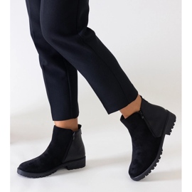 Černé kotníkové boty na platformě vyrobené z ekologického semiše Kirla černá 1