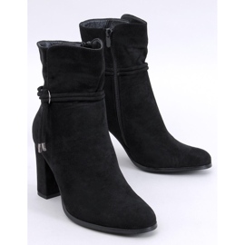 Semišové kotníkové boty Minnai Black černá 1 Semišové kotníkové boty Minnai Black černá 1