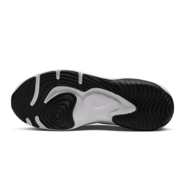 Sportovní obuv Nike Legend Essential 3 Next Nature DM1120-001 černá 5