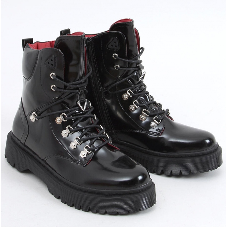 Kari Black šněrovací kotníkové boty - Inello černá 1