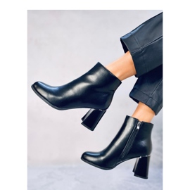 Grain kotníkové boty na stabilním podpatku Černá 1